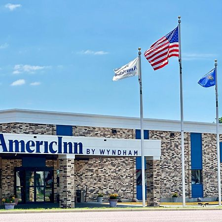 Americinn & Suites By Wyndham Baraboo Event Center Dış mekan fotoğraf