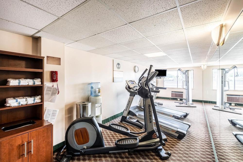 Americinn & Suites By Wyndham Baraboo Event Center Dış mekan fotoğraf