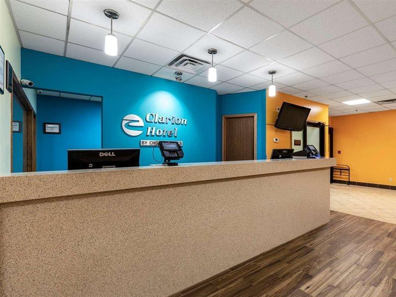 Americinn & Suites By Wyndham Baraboo Event Center Dış mekan fotoğraf