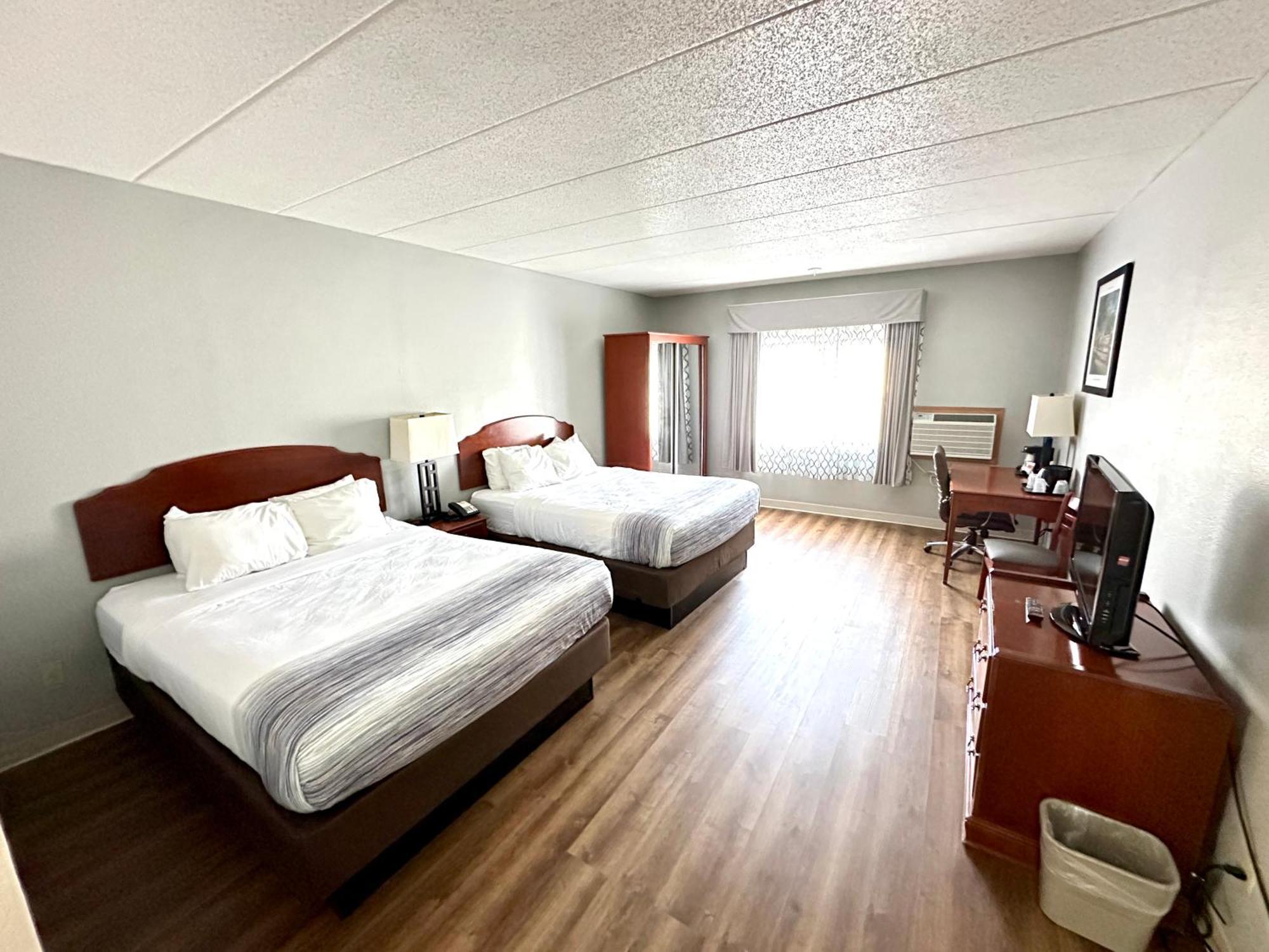 Americinn & Suites By Wyndham Baraboo Event Center Dış mekan fotoğraf
